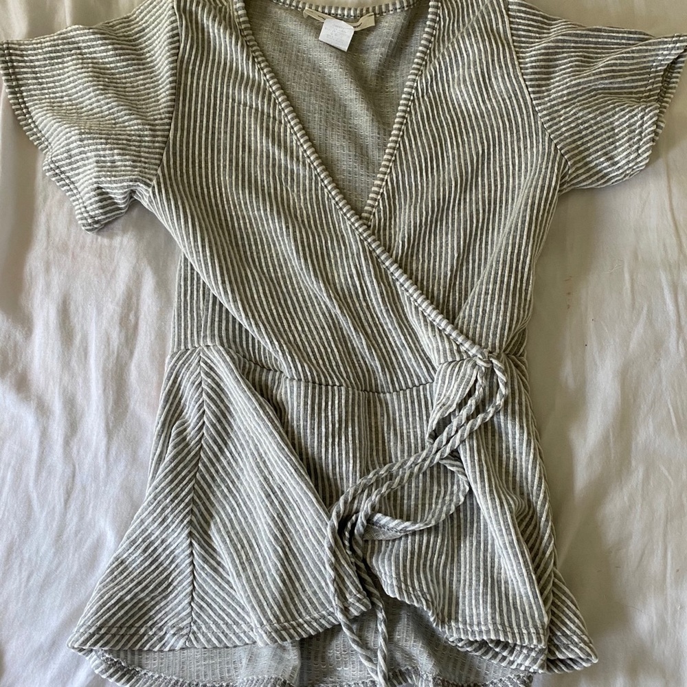 striped wrap top